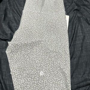 Lululemon Athletica White and Gray Patterned Leggings